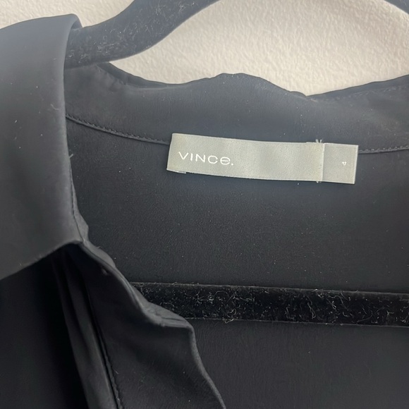 VINCE. Silk Button Down Blouse Size 4 ECU - Picture 2 of 7